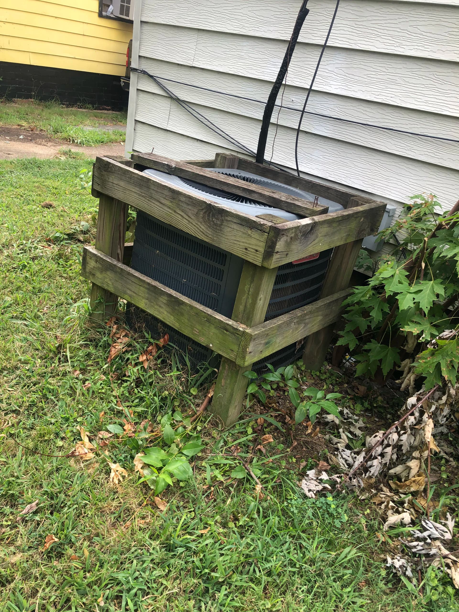 Gallery photos for Why a Dirty Condenser Coil Is Killing Your AC's Efficiency: Image #5