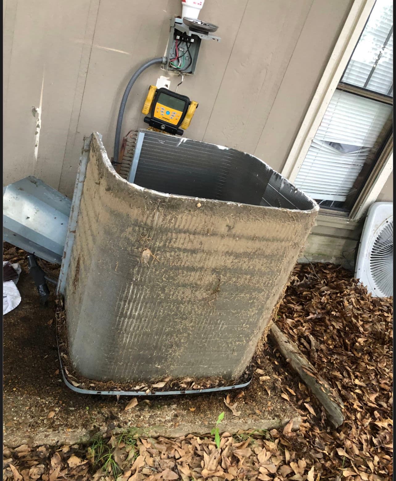 Gallery photos for Dirty Coil and Refrigerant Leak Robbing Your AC of Cooling Power: Image #3