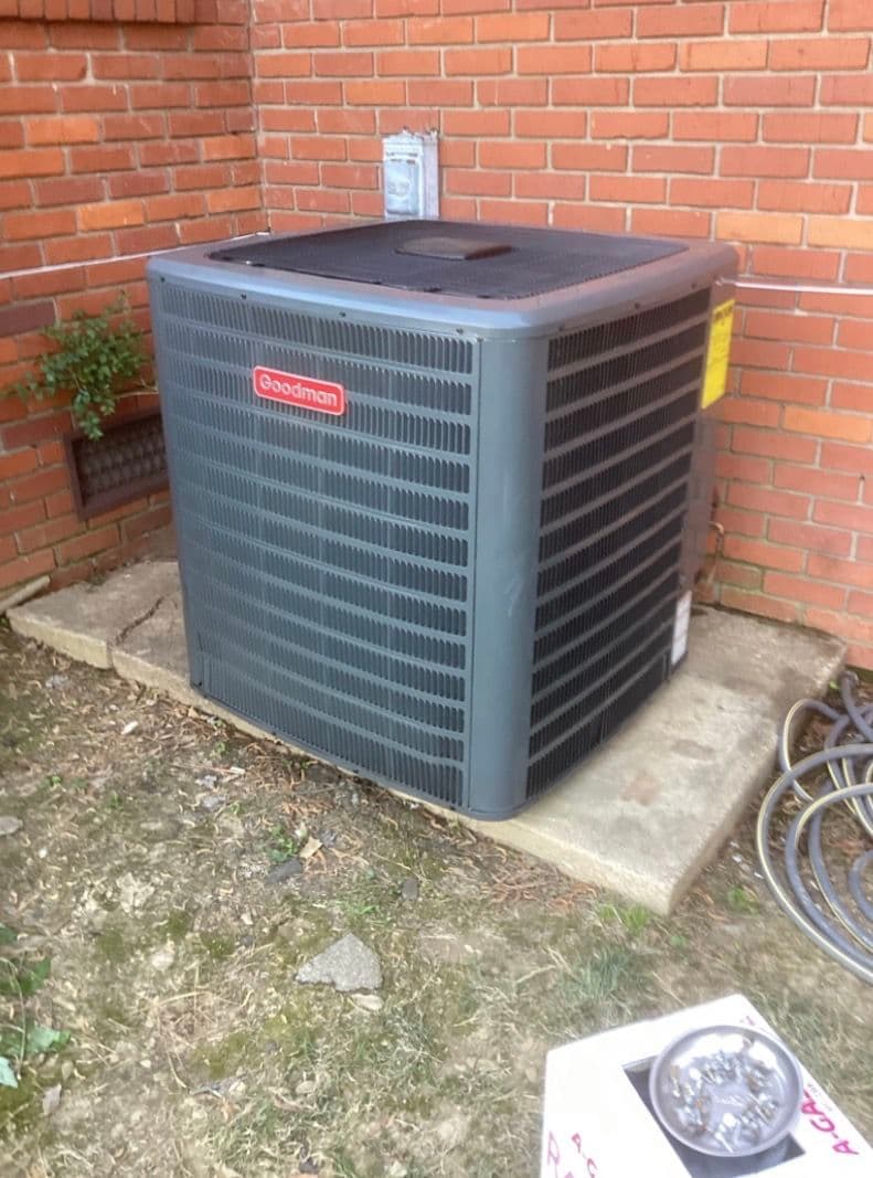 Gallery photos for Old Condenser Out, New Goodman Unit In and Running Right: Image #2