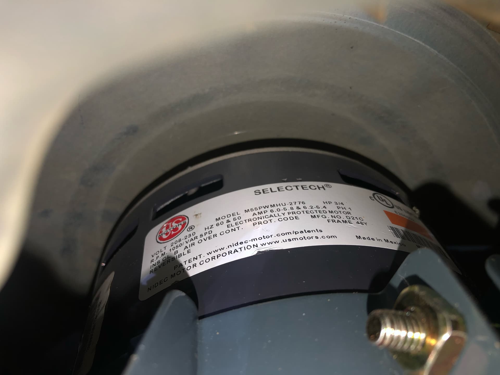 Gallery photos for ECM Blower Motor Replacement Gets This AC System Moving Air Again: Image #2