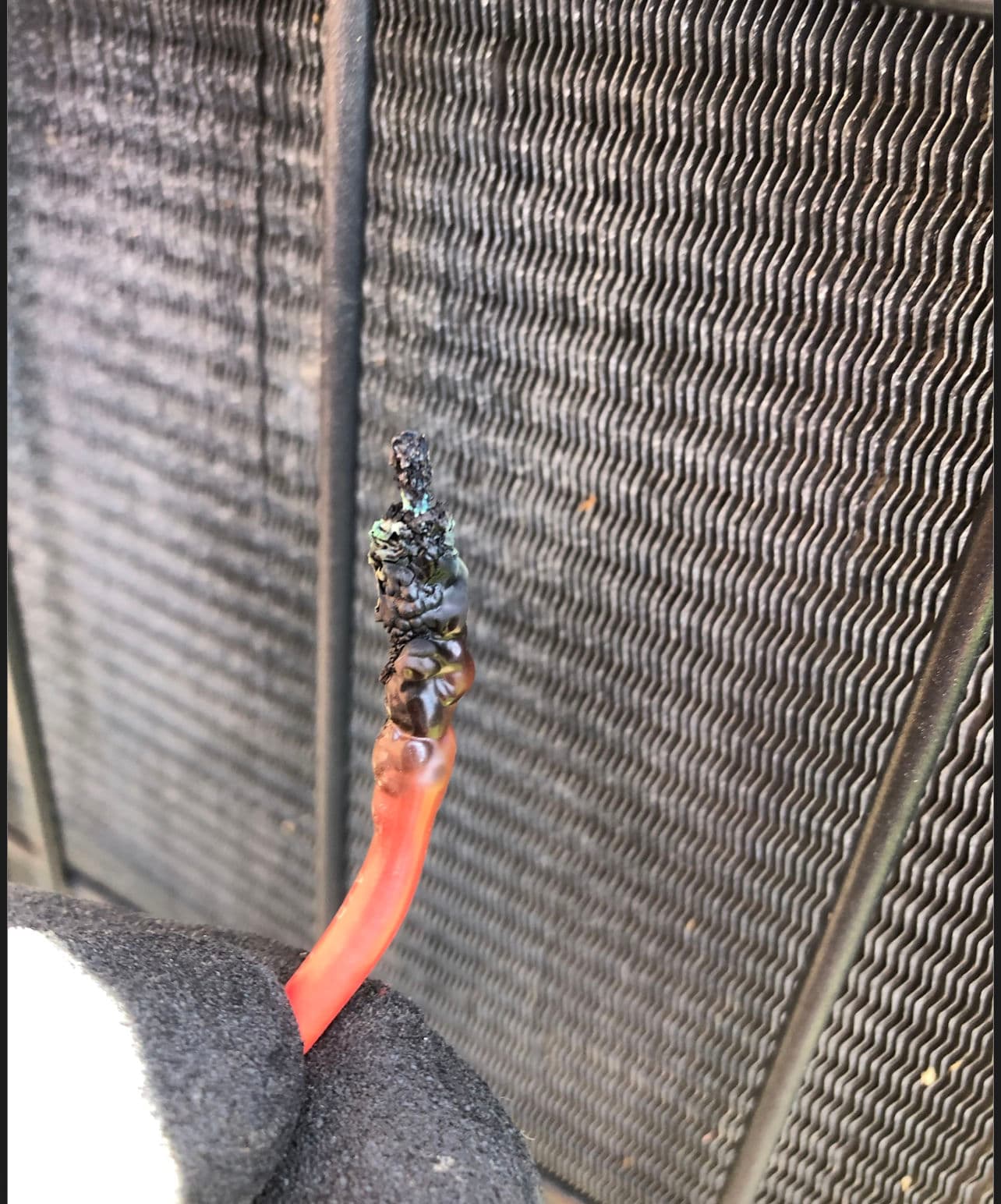 Gallery photos for Burned Capacitor Was Why This AC Stopped Cooling: Image #5