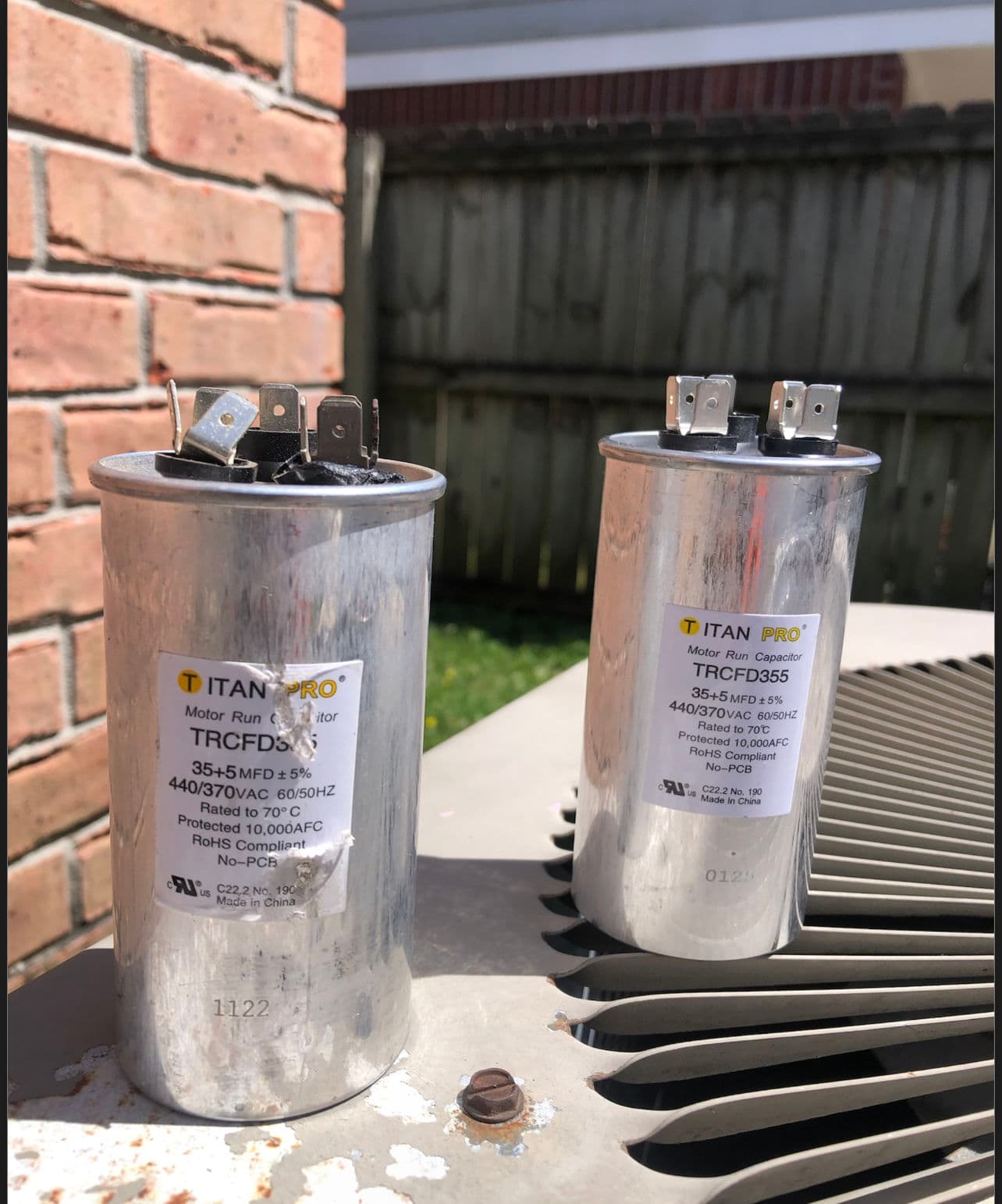 Gallery photos for Burned Capacitor Was Why This AC Stopped Cooling: Image #1