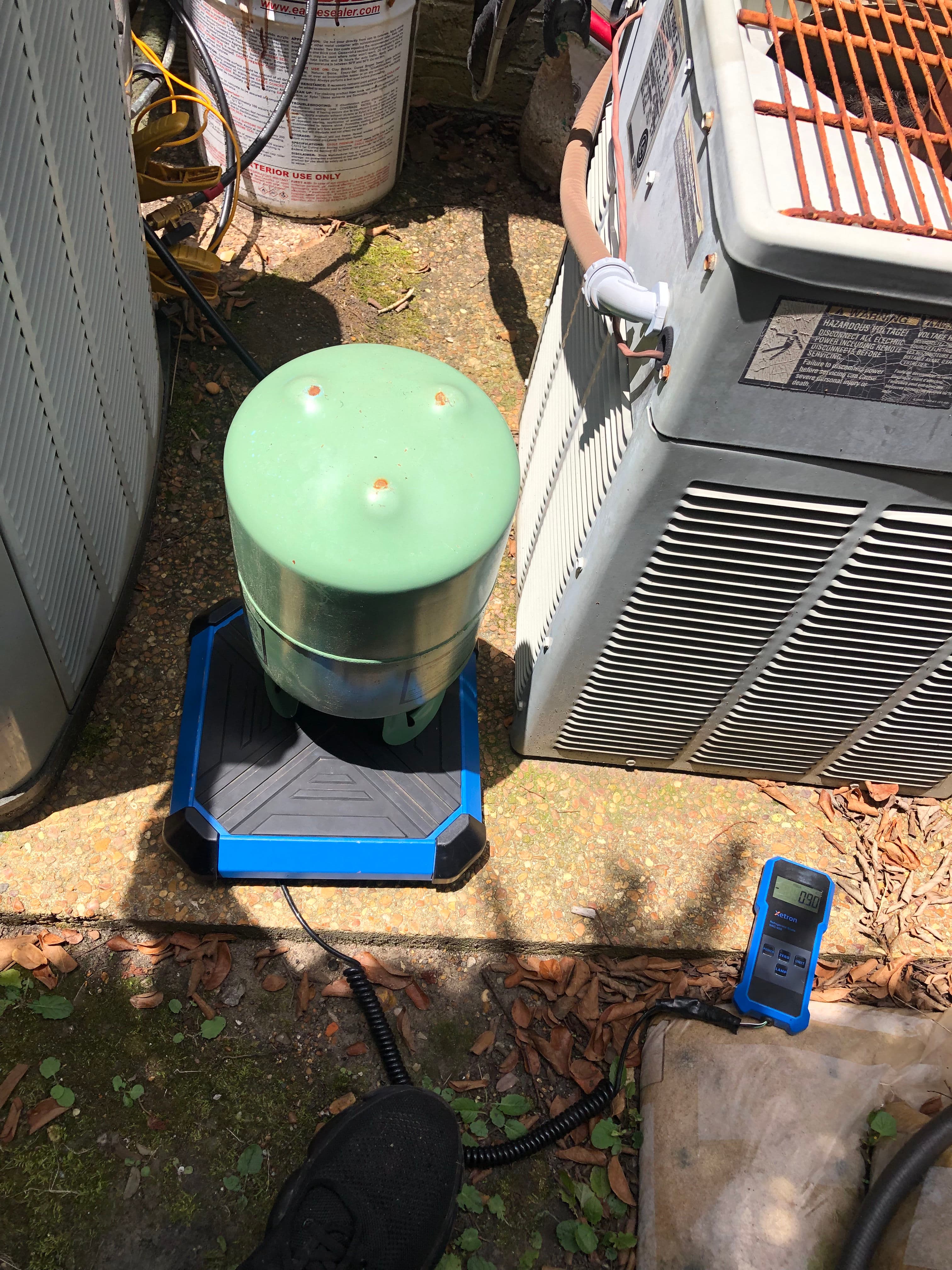 Project When Your AC Stops Cooling, Low Refrigerant Is Often the Culprit image