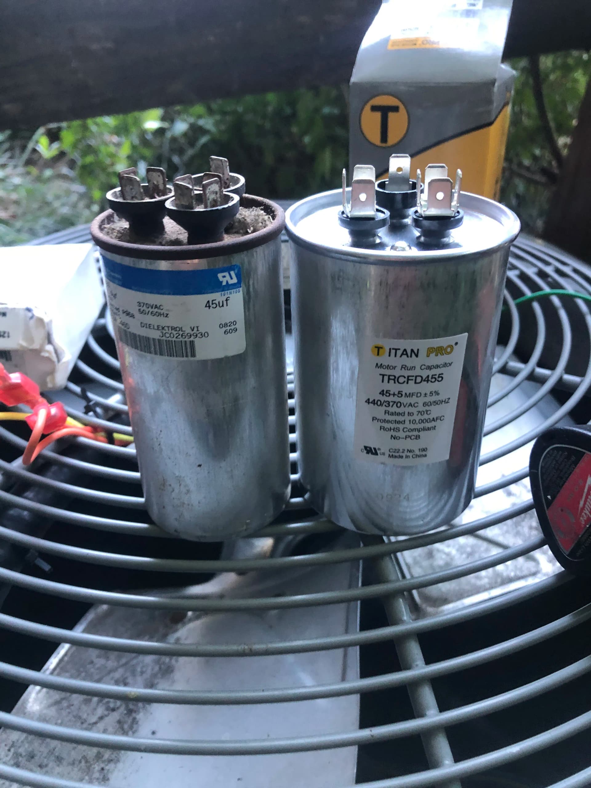 Gallery photos for Worn Condenser Fan Motor Replaced to Restore Reliable Cooling: Image #2
