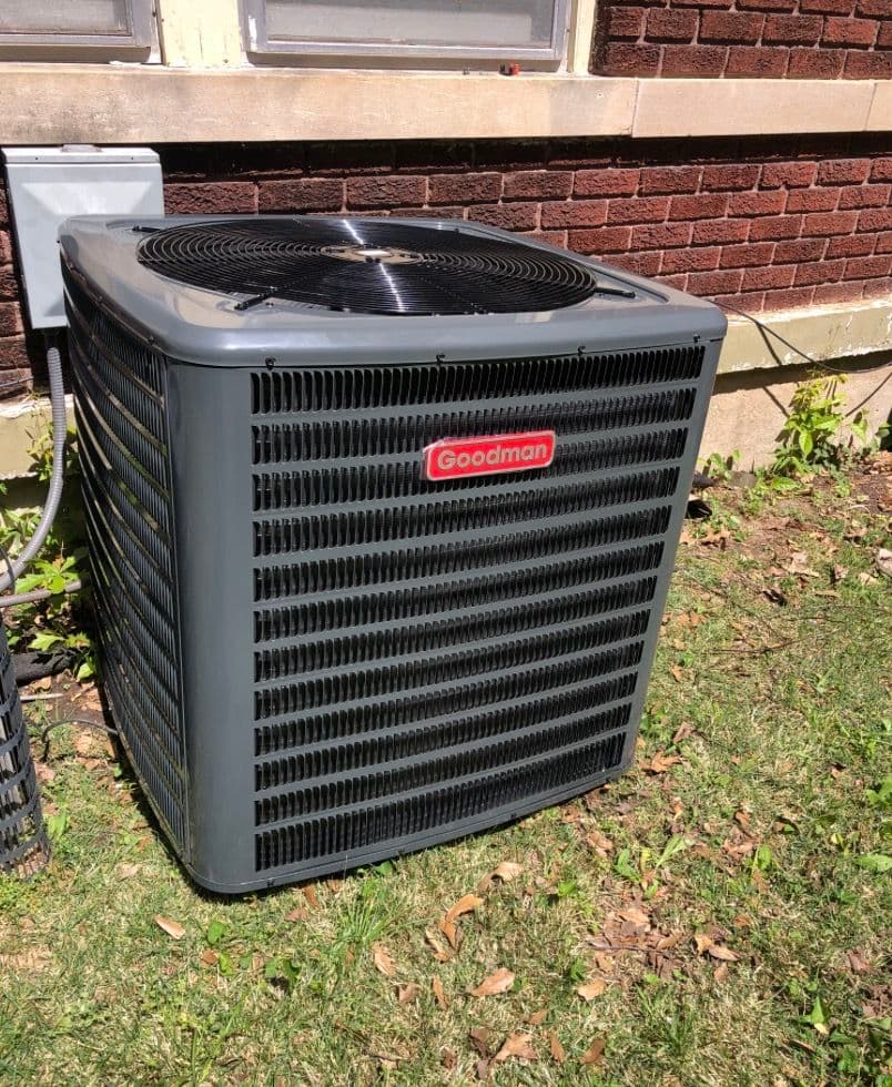Gallery photos for Old Rusted AC Unit Swapped Out for a Brand New Goodman: Image #1
