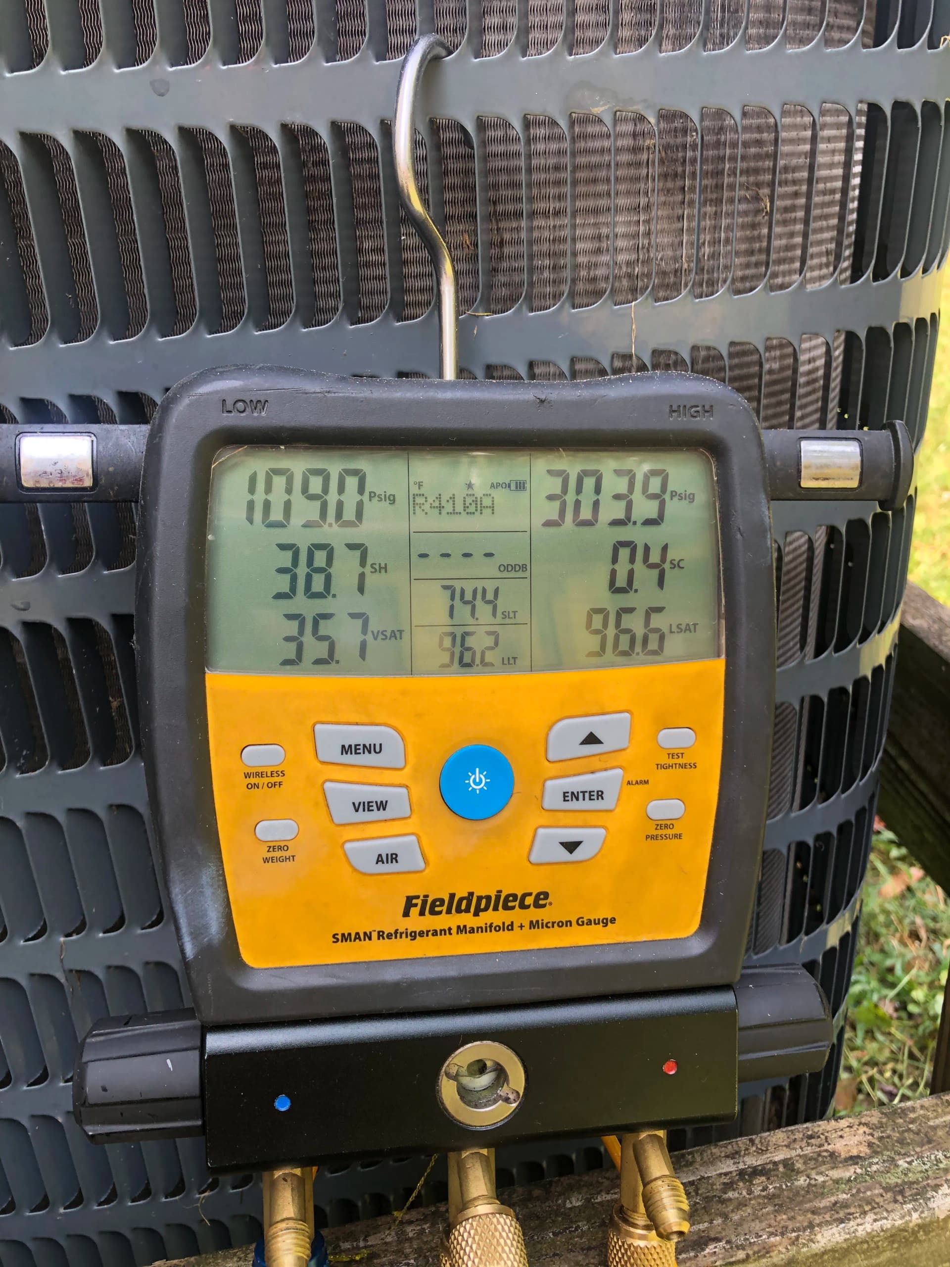 Gallery photos for Why a Dirty Condenser Coil Is Killing Your AC's Efficiency: Image #1