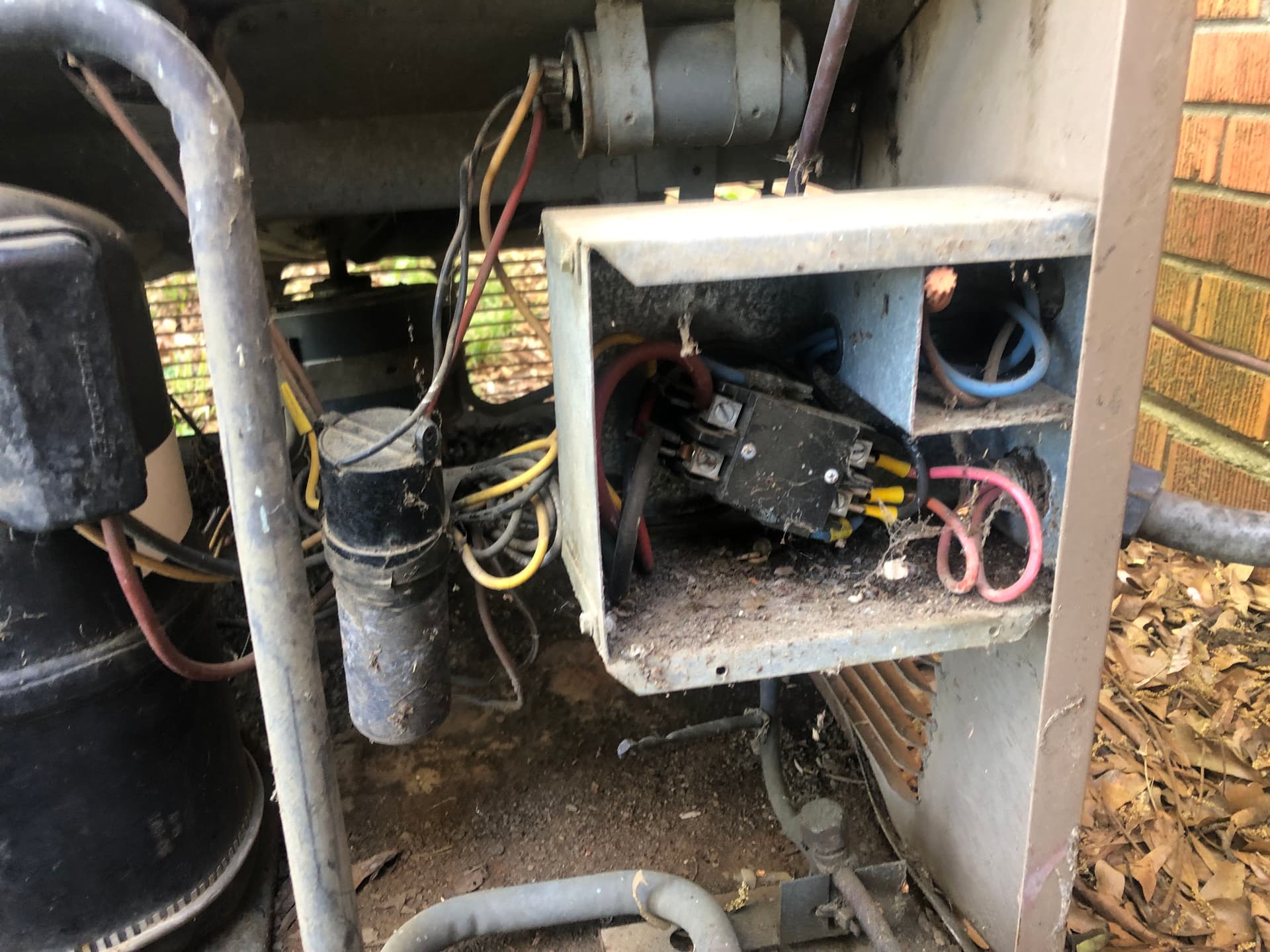 Gallery photos for Old Failing Condenser Replaced With a Brand New Unit: Image #1