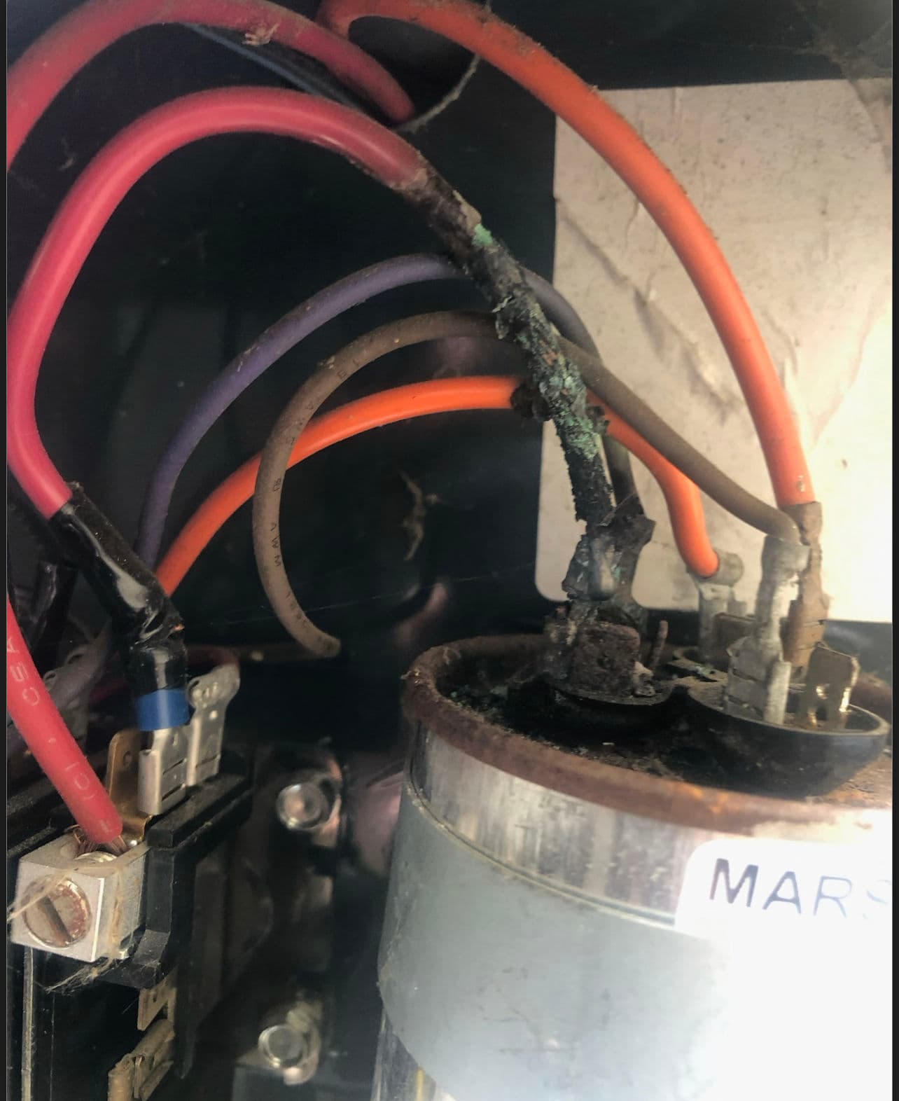 Project Don't Ignore These AC Warning Signs - Here's Why image