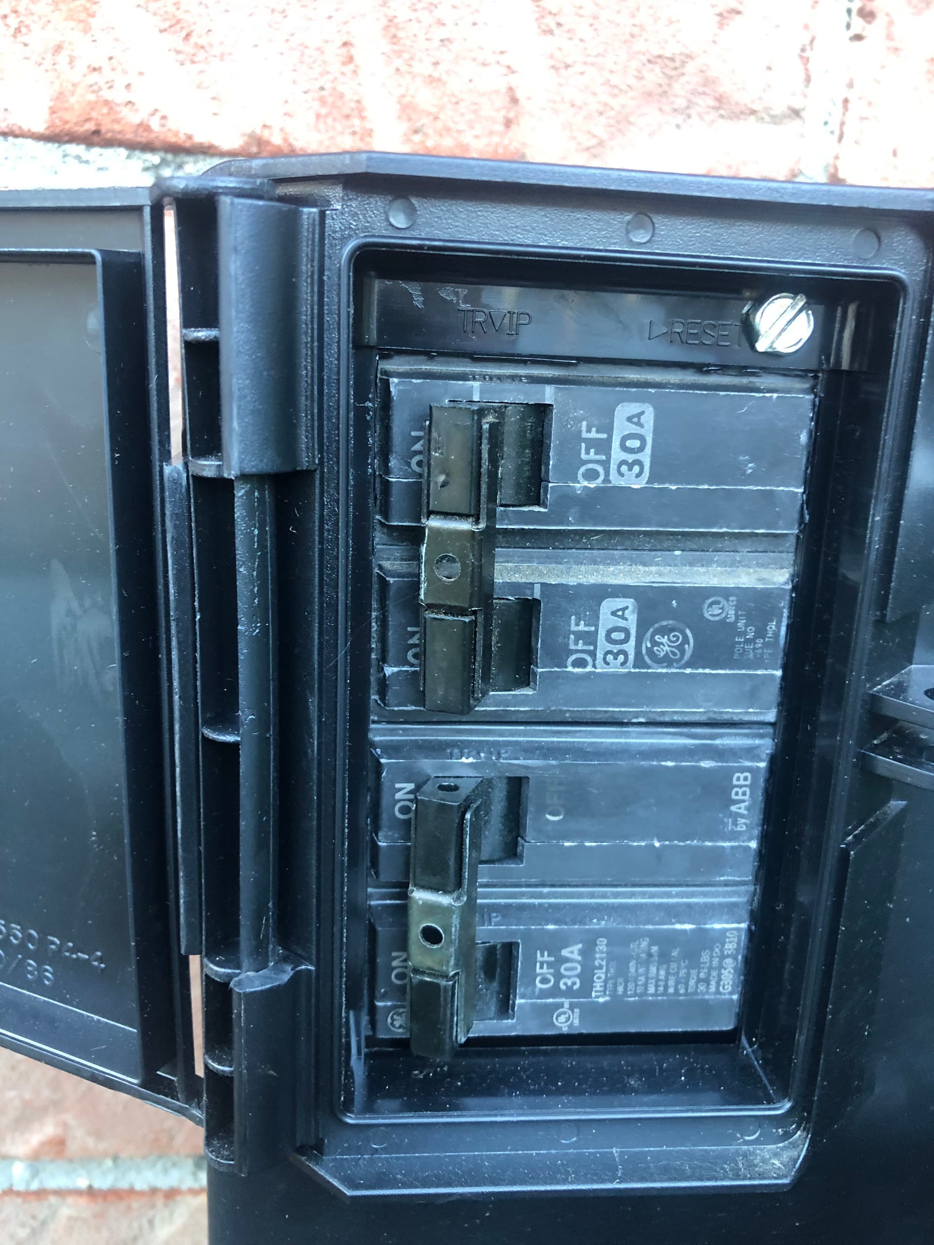 Gallery photos for High-Voltage Breaker Replacement Done Right: Image #1