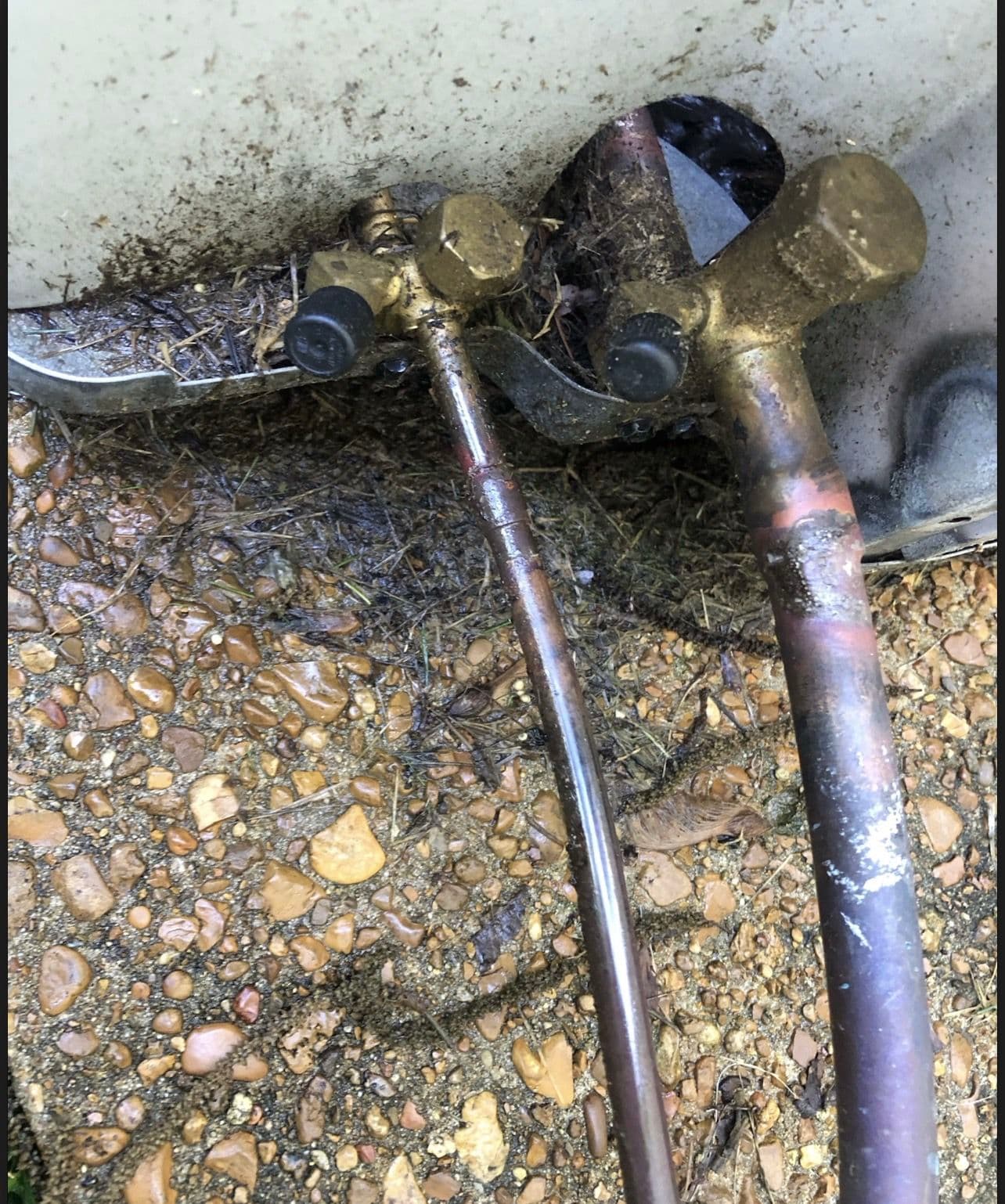Gallery photos for AC Refrigerant Leak Found Fixed and Recharged Right: Image #1