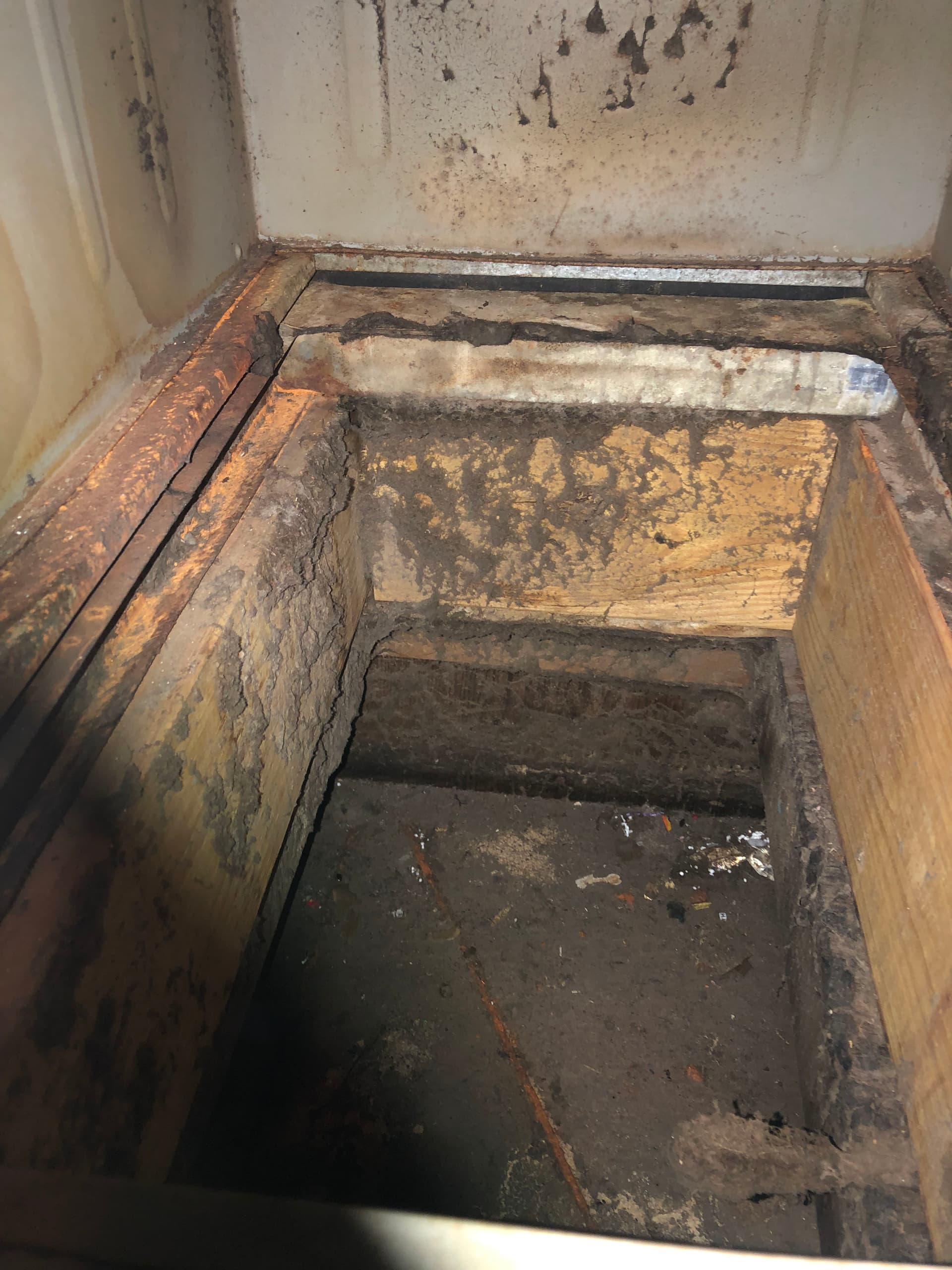 Gallery photos for Blower Assembly Pull and Clean Before and After: Image #1