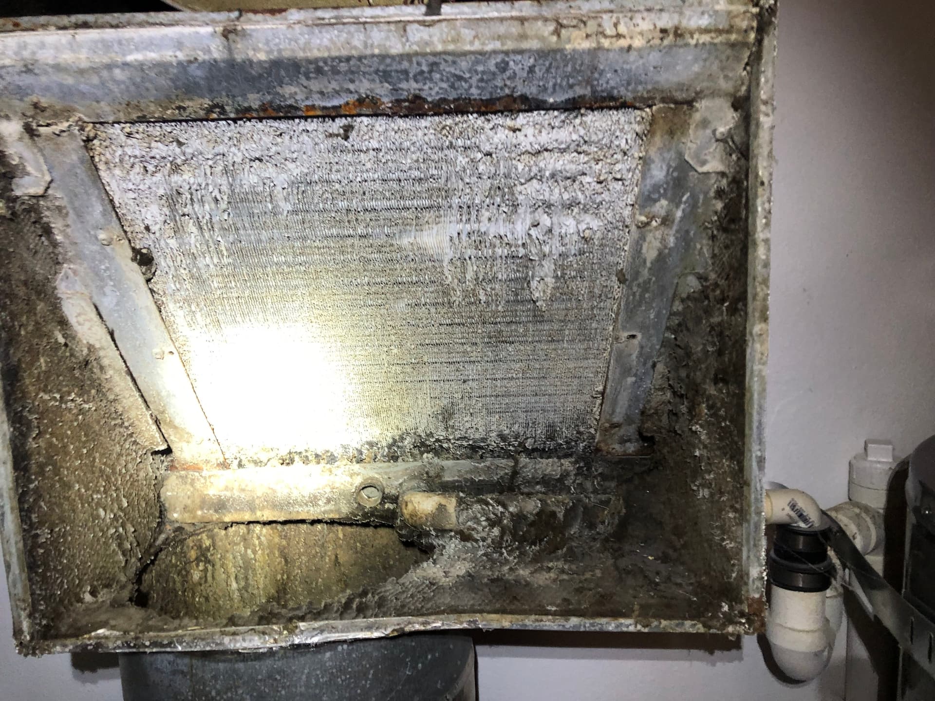 Gallery photos for Essential Air Conditioning Diagnostics and Maintenance: Image #3