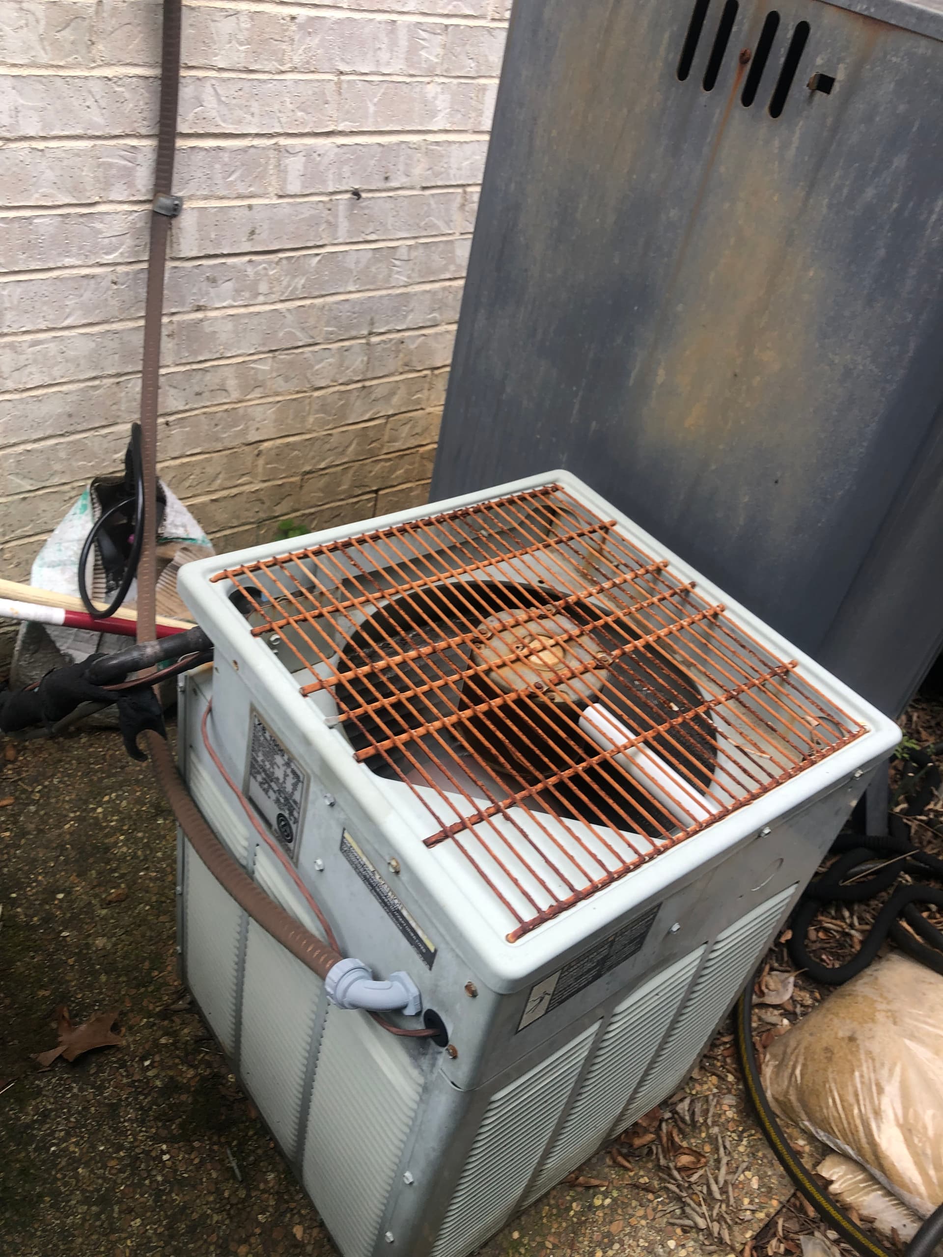 Gallery photos for When Your AC Stops Cooling, Low Refrigerant Is Often the Culprit: Image #3